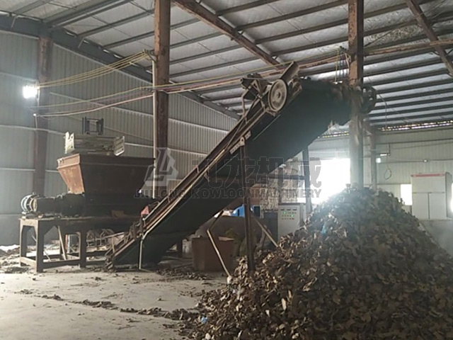 湖南廢紙撕碎、粉碎生產(chǎn)線現(xiàn)場